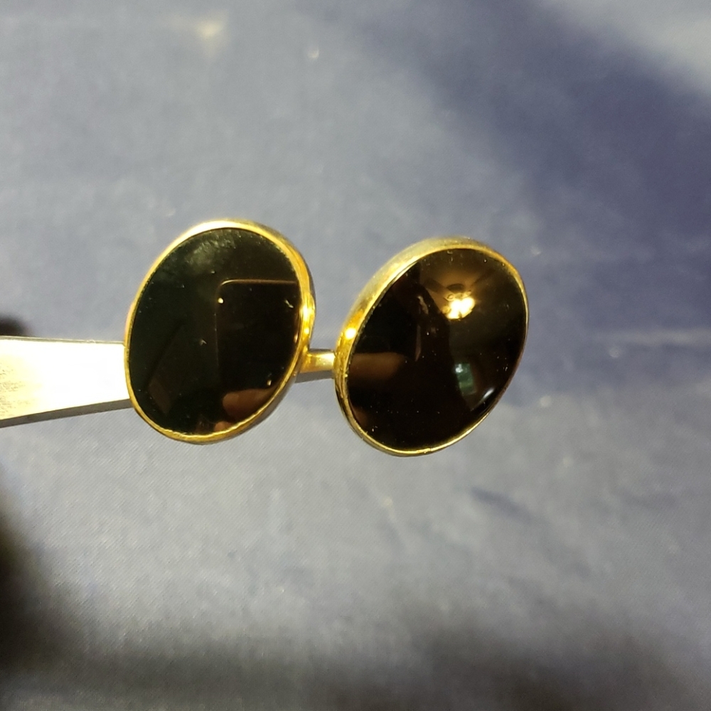 10kt gold filled Onyx clip on earrings